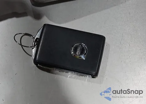 2018 Volvo Xc60 T6 Momentum из США, поврежденный, VIN LYVA22RK0JB087739